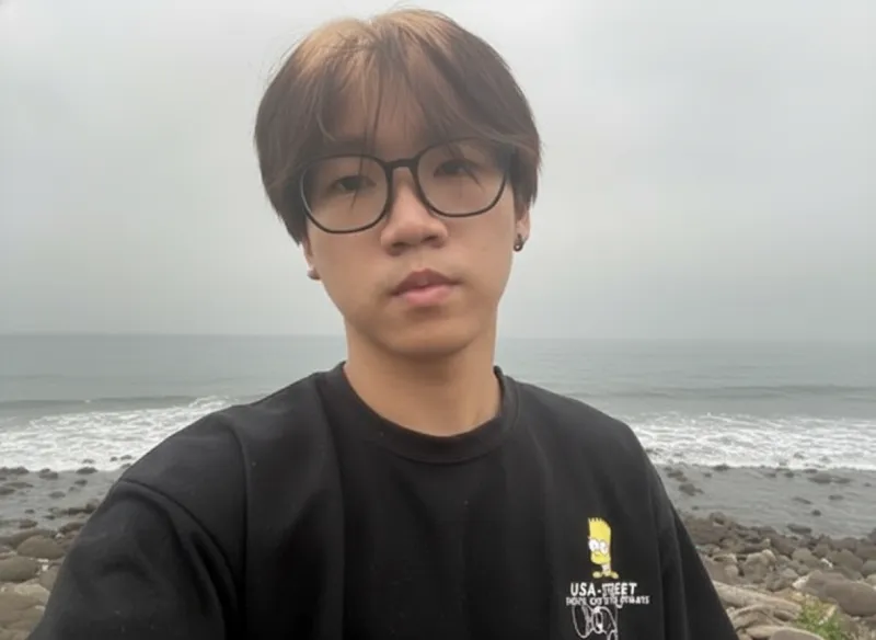 Community member — natural style